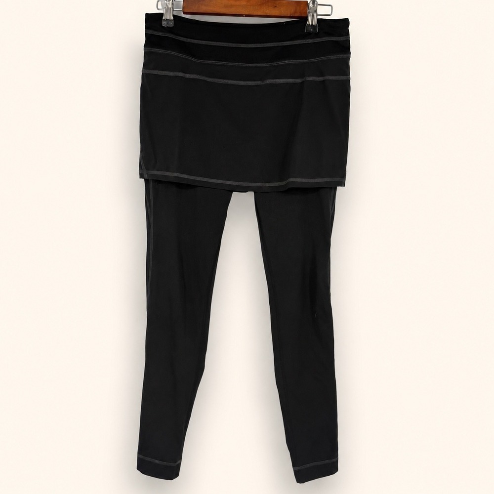 Athleta Small Skirted Legging Black Layered Sporty Chic Modest Activewear Travel